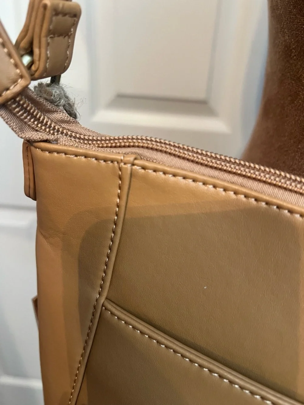 Ampere Creations NWT Tan Vegan Leather Shoulder crossbody Minimal Chic